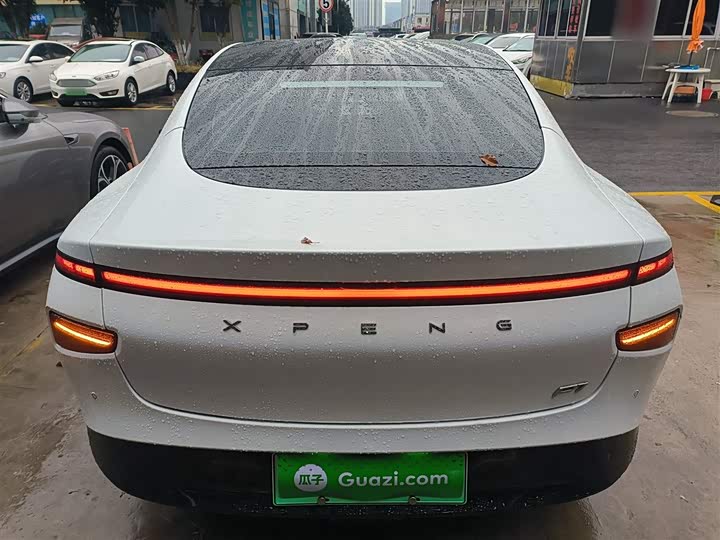 Фото 6 - XPeng P7
