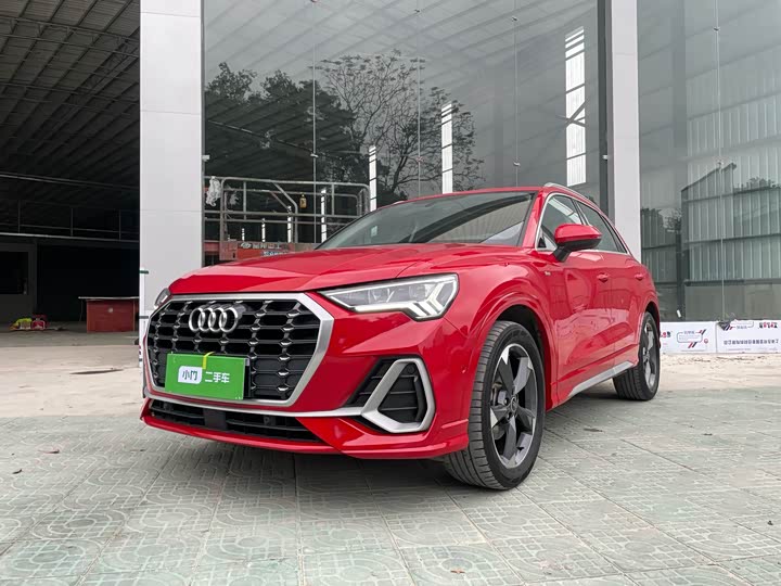 Фото 1 - Audi Q3