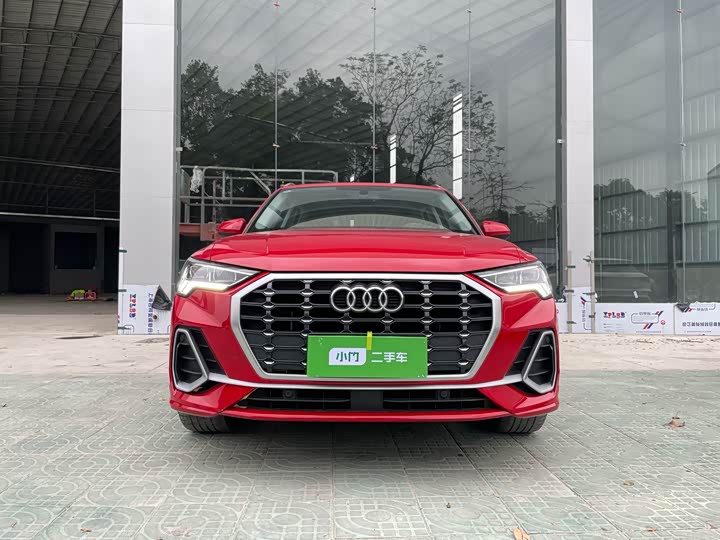 Фото 2 - Audi Q3