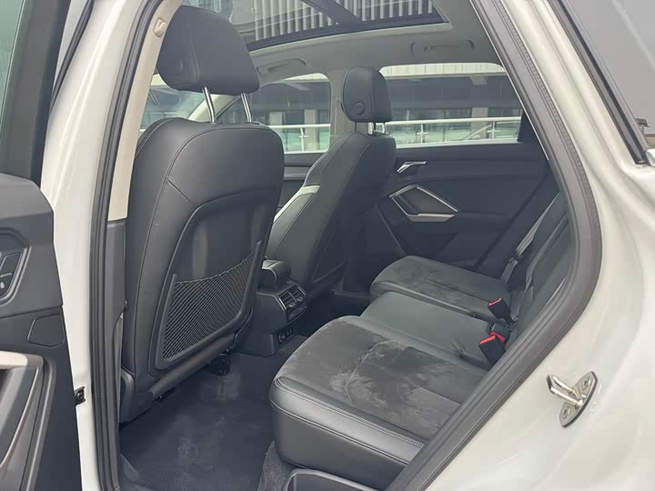 Фото 5 - Audi Q3