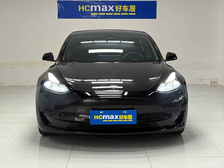 Фото 2 - Tesla Model 3