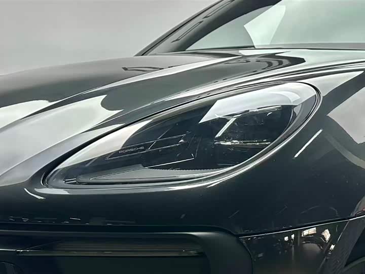 Фото 8 - Porsche Macan