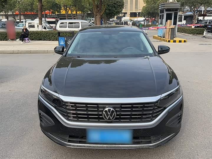 Фото 3 - Volkswagen Passat