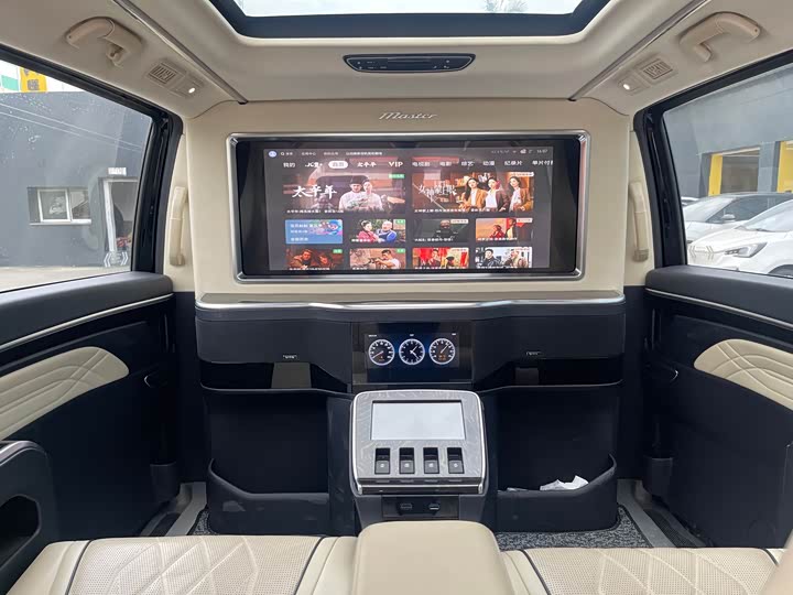 Фото 6 - GAC Trumpchi M8