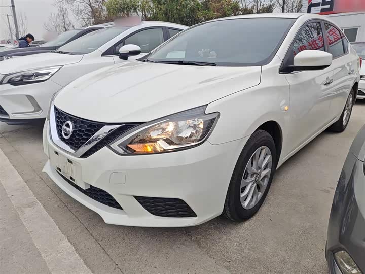 Фото 2 - Nissan Sylphy