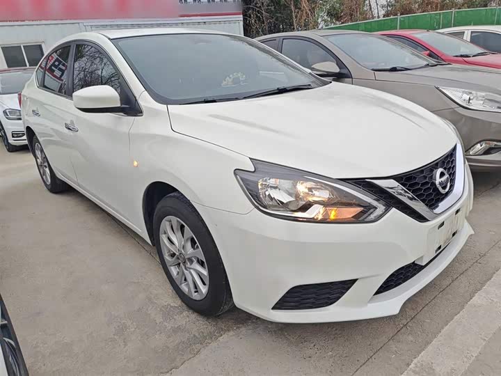 Фото 4 - Nissan Sylphy