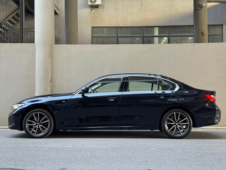 Фото 3 - BMW 3 Series