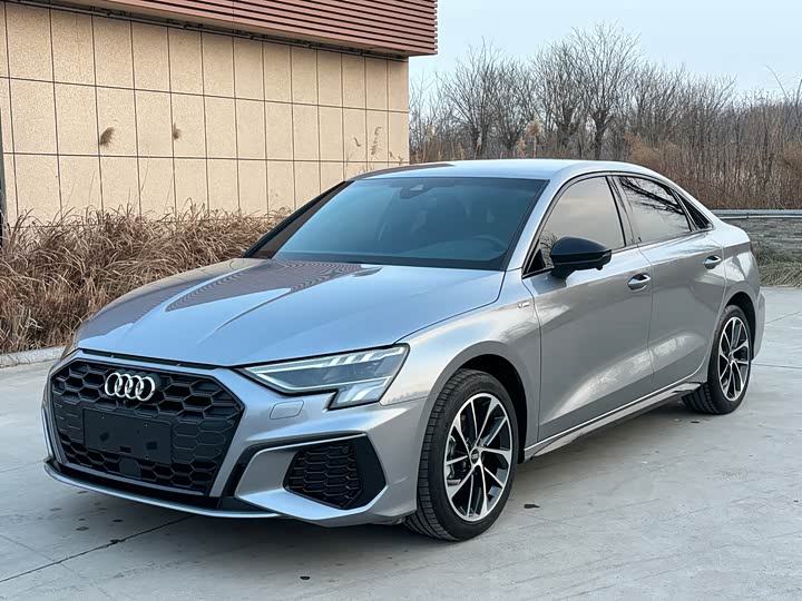 Фото 1 - Audi A3