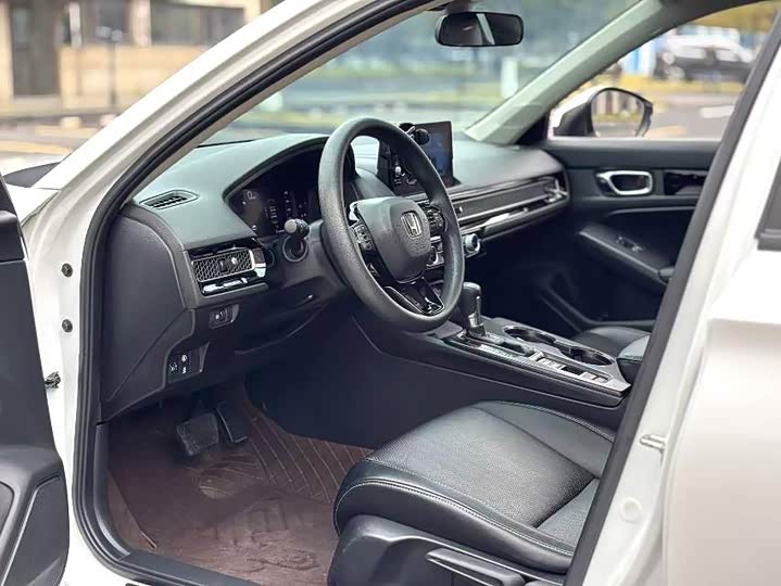 Фото 4 - Honda Integra