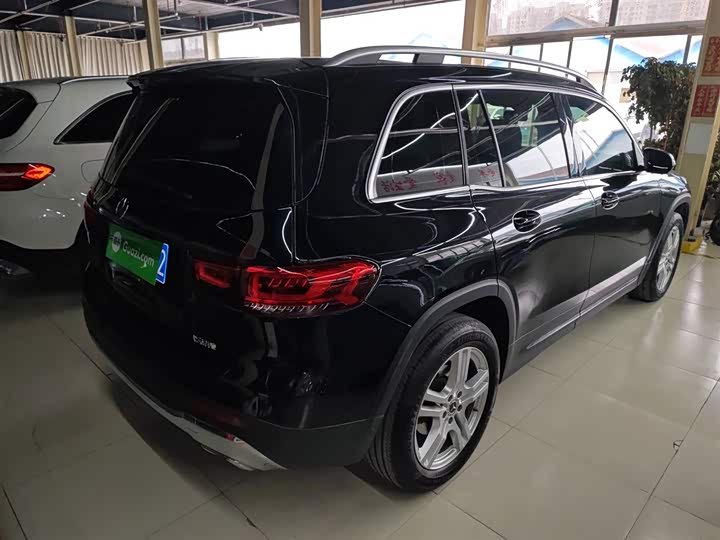 Фото 7 - Mercedes-Benz GLB-Class