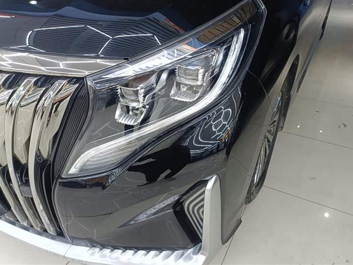 Фото 5 - GAC Trumpchi M8