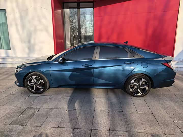 Фото 7 - Hyundai Elantra N line
