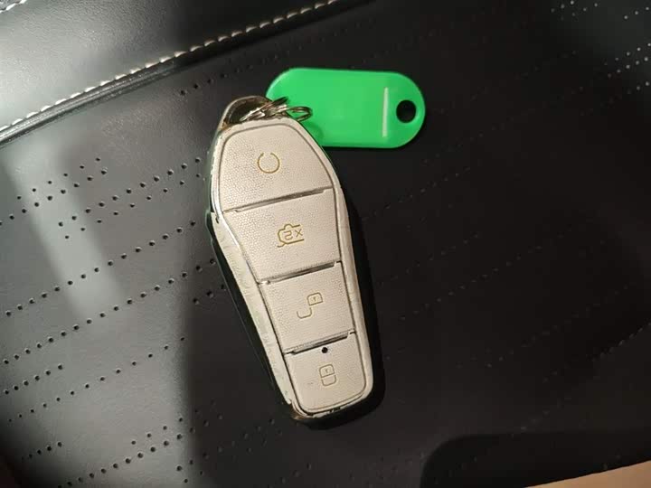 Фото 9 - BYD Seagull