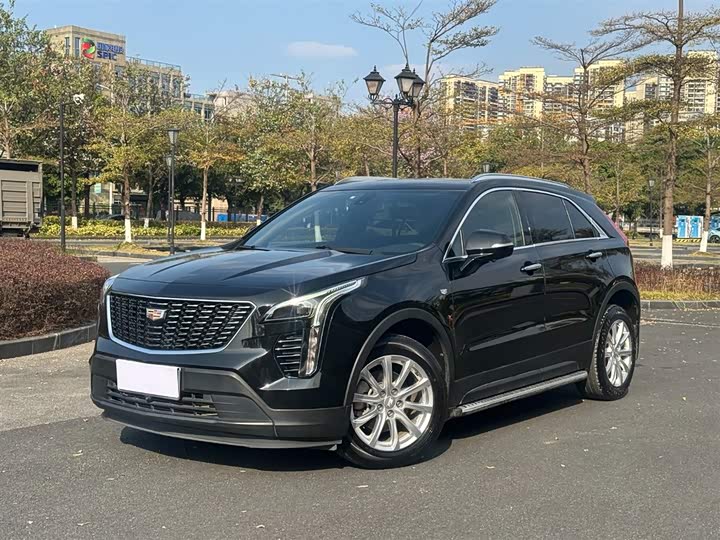 Фото 1 - Cadillac XT4