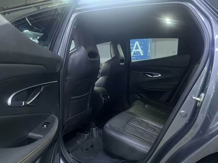 Фото 5 - Changan UNI-T