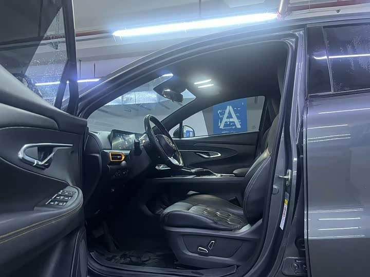 Фото 6 - Changan UNI-T