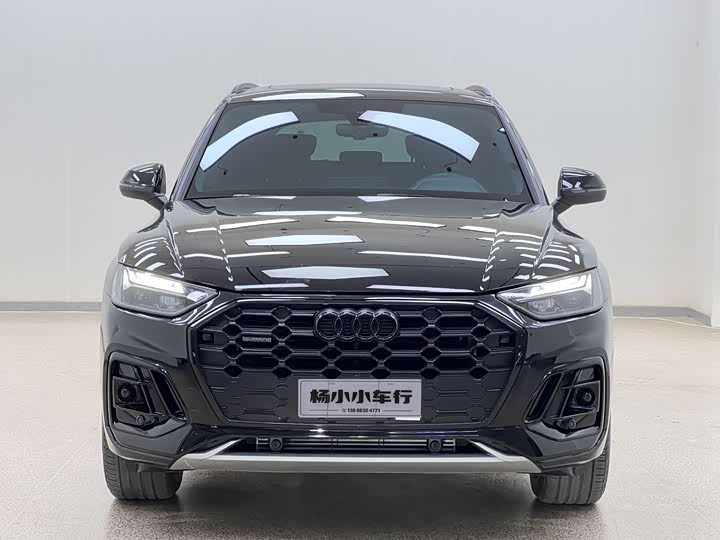 Фото 2 - Audi Q5L