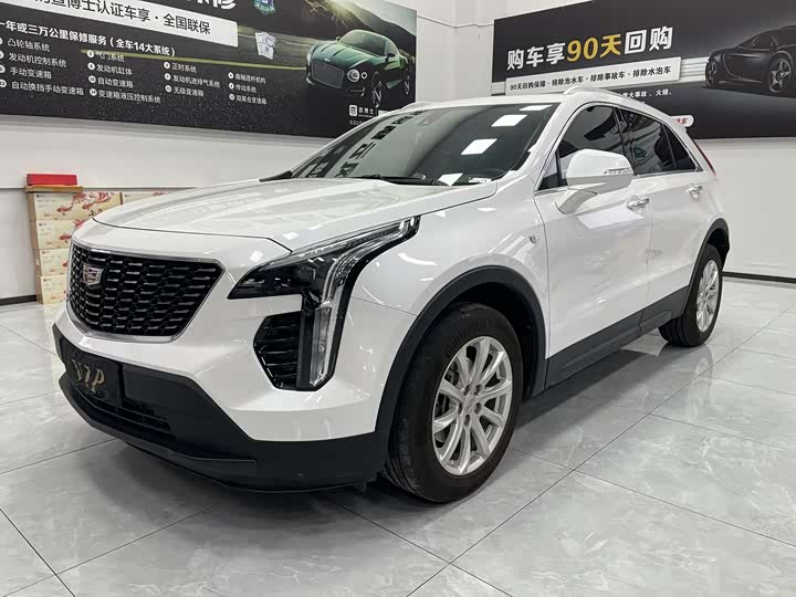 Фото 1 - Cadillac XT4
