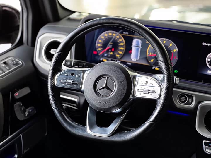 Фото 7 - Mercedes-Benz G-Class