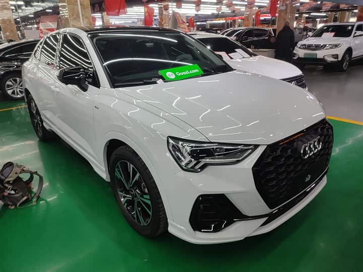 Фото 4 - Audi Q3 Sportback