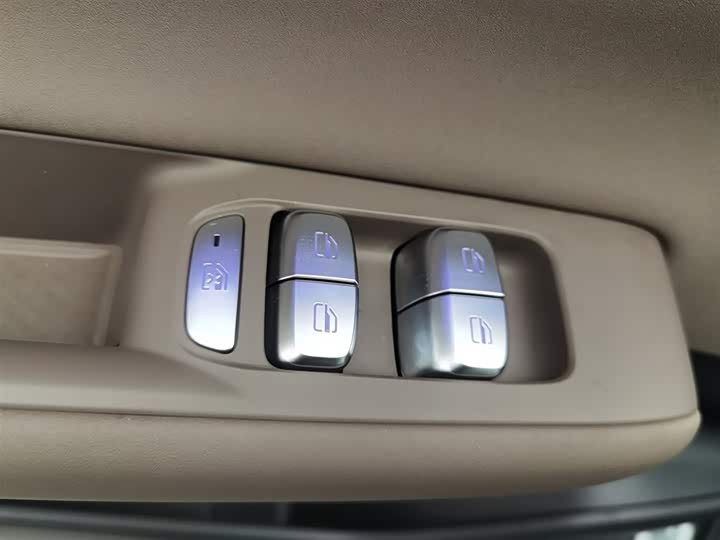 Фото 9 - Chery Fulwin T8