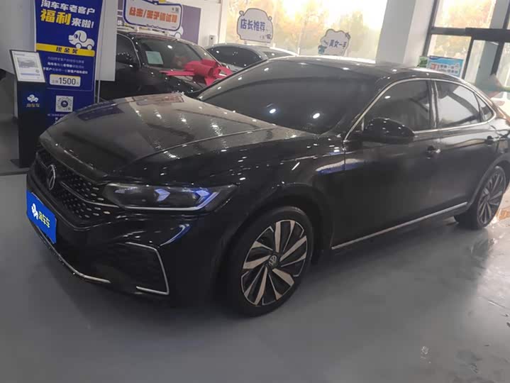 Фото 1 - Volkswagen Passat