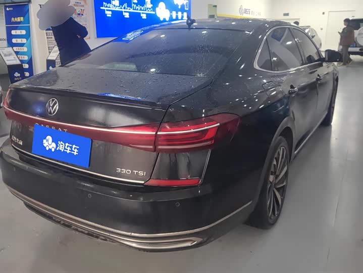 Фото 3 - Volkswagen Passat