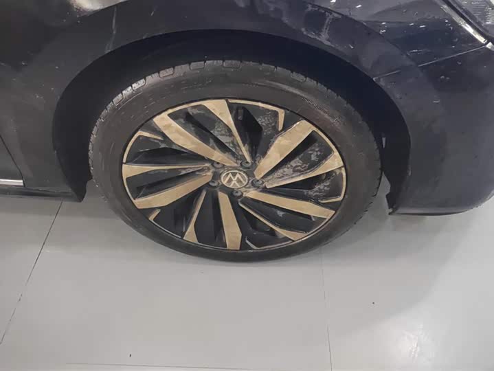 Фото 6 - Volkswagen Passat