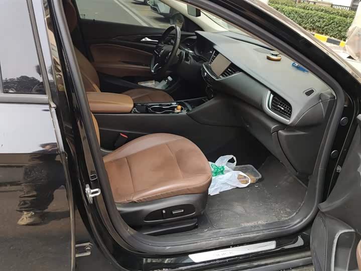 Фото 8 - Buick Regal