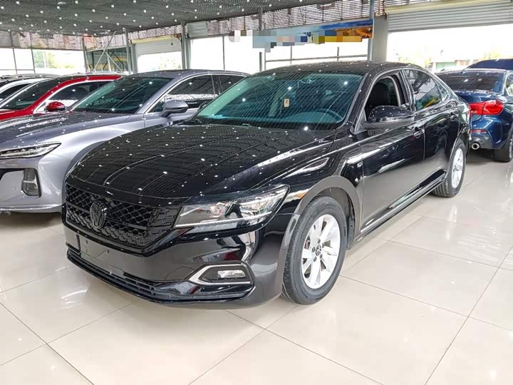 Фото 1 - Volkswagen Passat