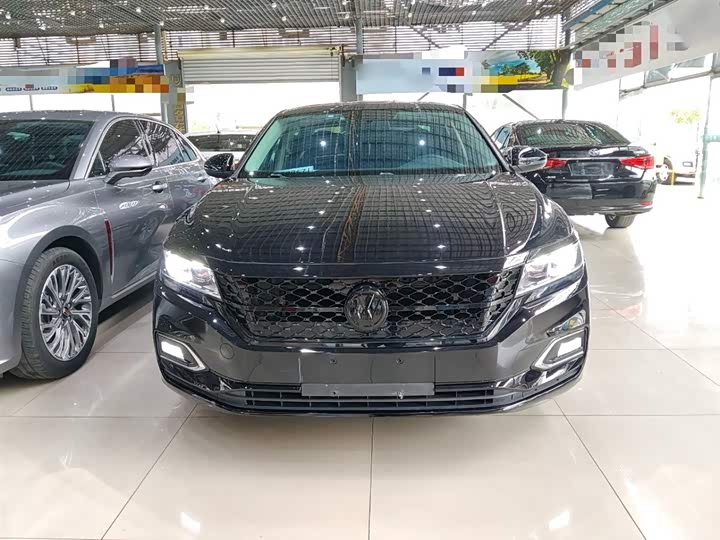 Фото 3 - Volkswagen Passat