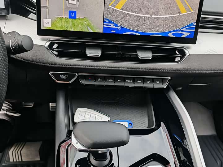 Фото 5 - Geely Preface