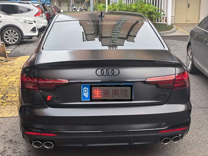 Фото 6 - Audi S4