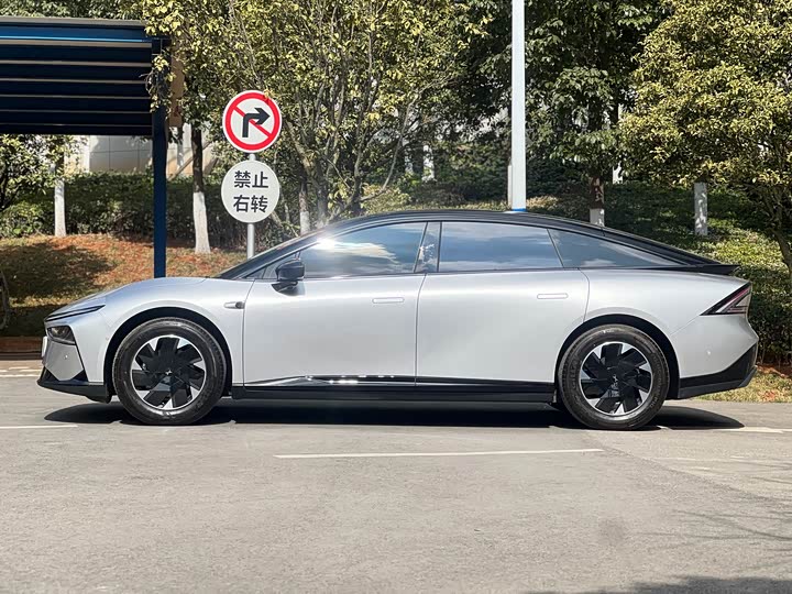 Фото 4 - XPeng F57