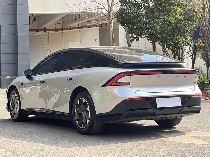 Фото 6 - XPeng F57