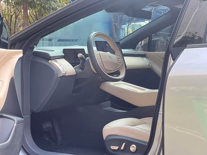 Фото 8 - XPeng F57