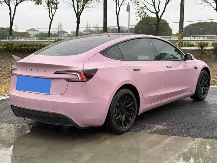 Фото 5 - Tesla Model 3