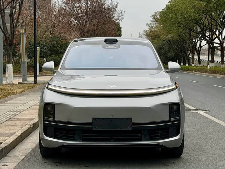 Фото 2 - LiXiang L9