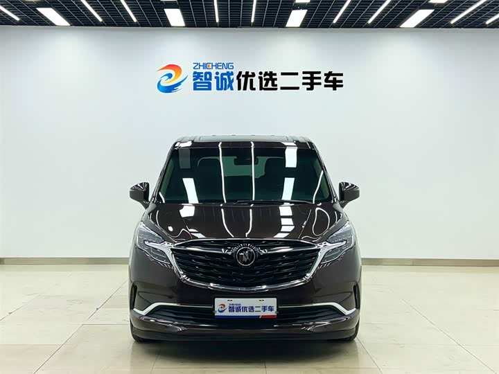 Фото 2 - Buick GL8 ES