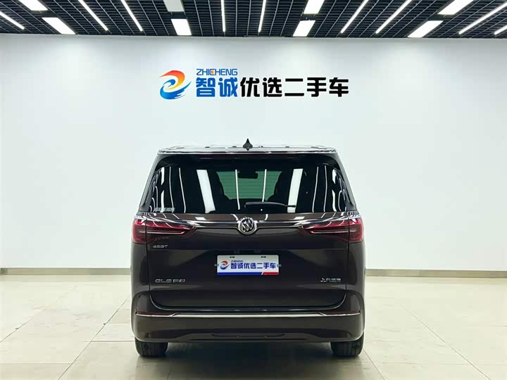 Фото 3 - Buick GL8 ES