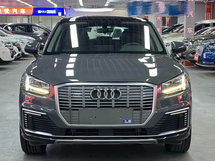 Фото 2 - Audi Q2L e-tron