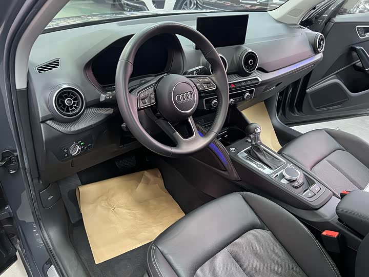 Фото 8 - Audi Q2L e-tron