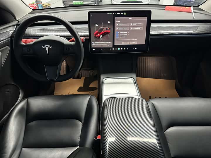 Фото 6 - Tesla Model Y