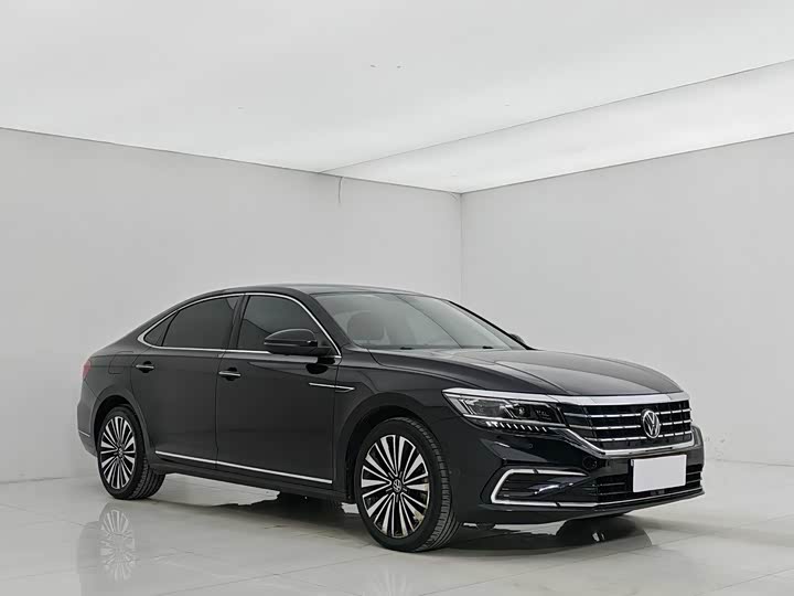 Фото 3 - Volkswagen Passat