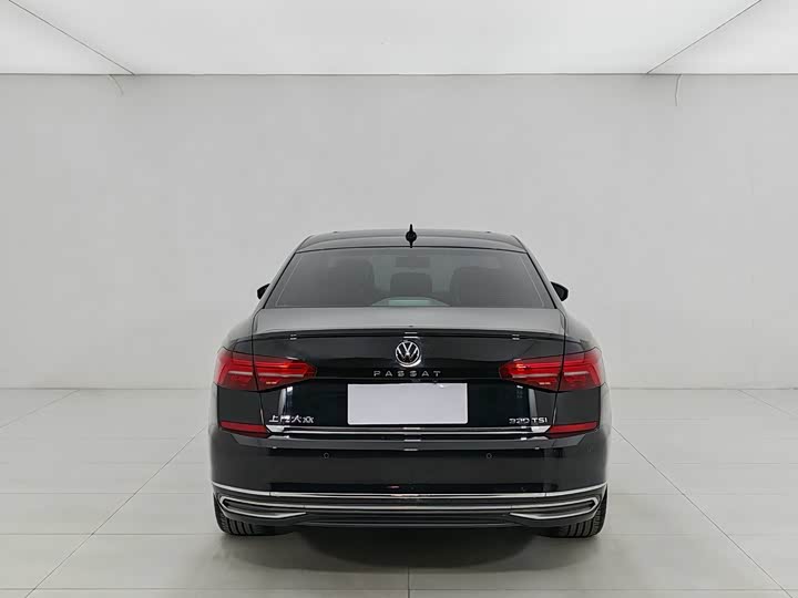 Фото 5 - Volkswagen Passat