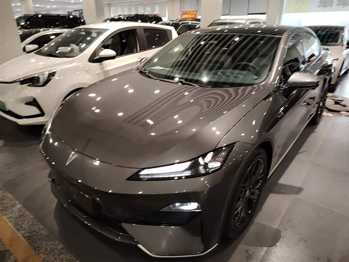 Фото 1 - Changan Deepal SL03