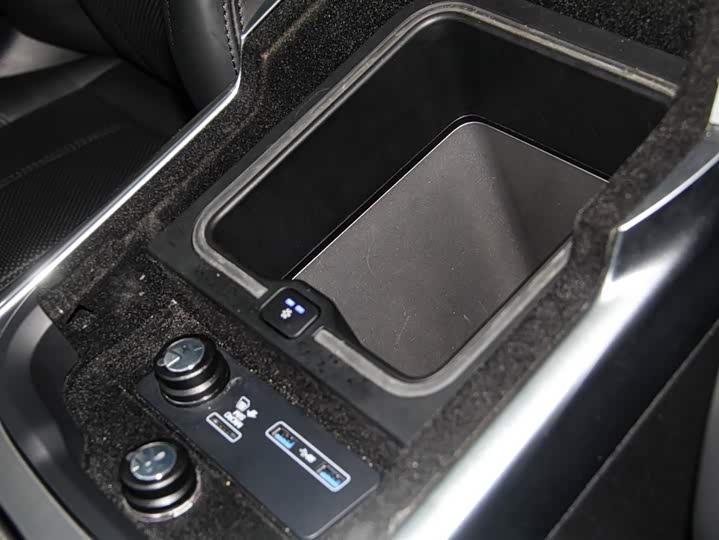 Фото 8 - Land Rover Range Rover Sport Hybrid