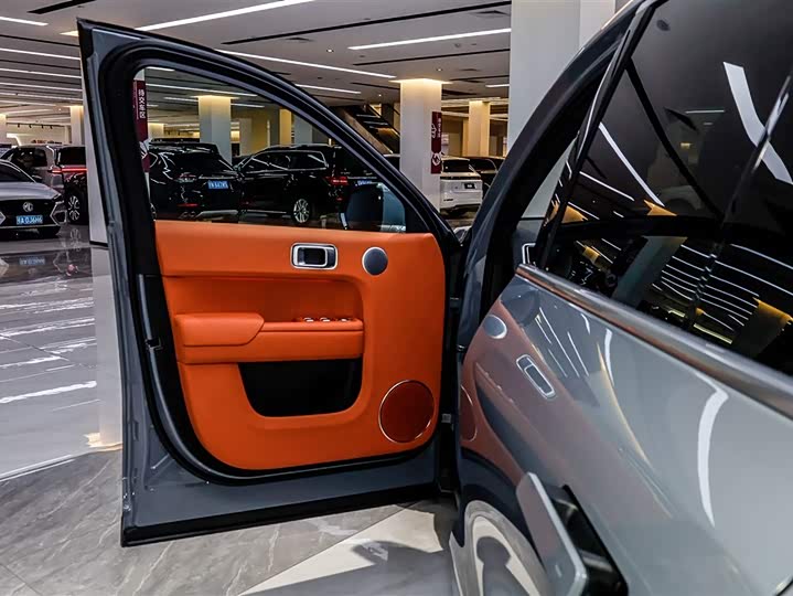 Фото 9 - LiXiang L8