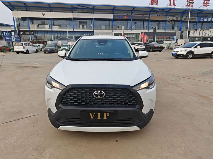 Фото 2 - Toyota Corolla Cross