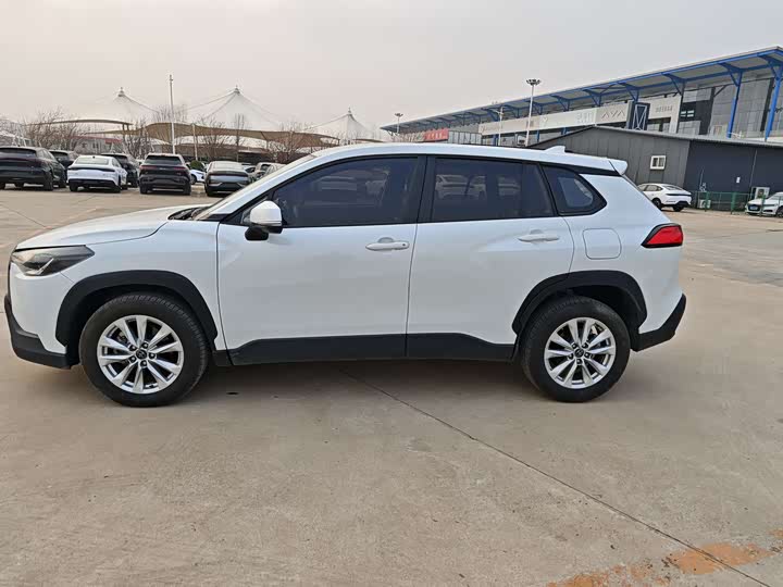 Фото 3 - Toyota Corolla Cross